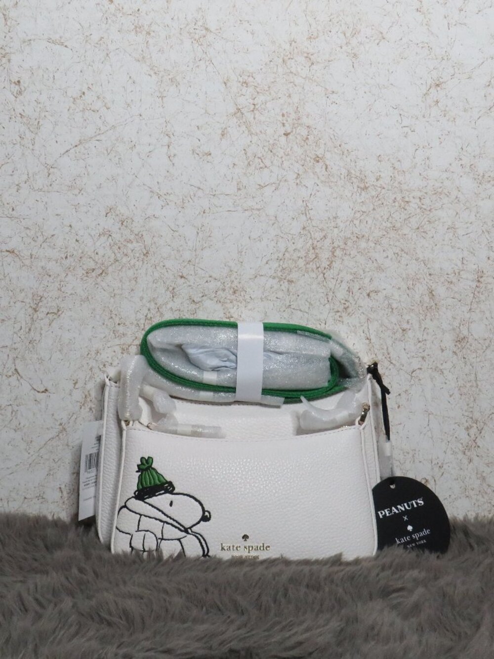 Kate Spade Peanuts Small Crossbody (Cream)